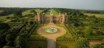Hatfield House, Country house 